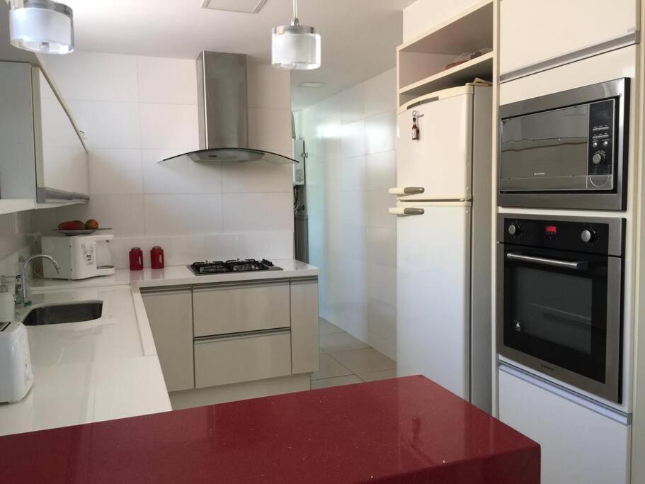 Vista Para O Mar - Orla Da Praia Do Forte Apartment Кабо Фрио Екстериор снимка